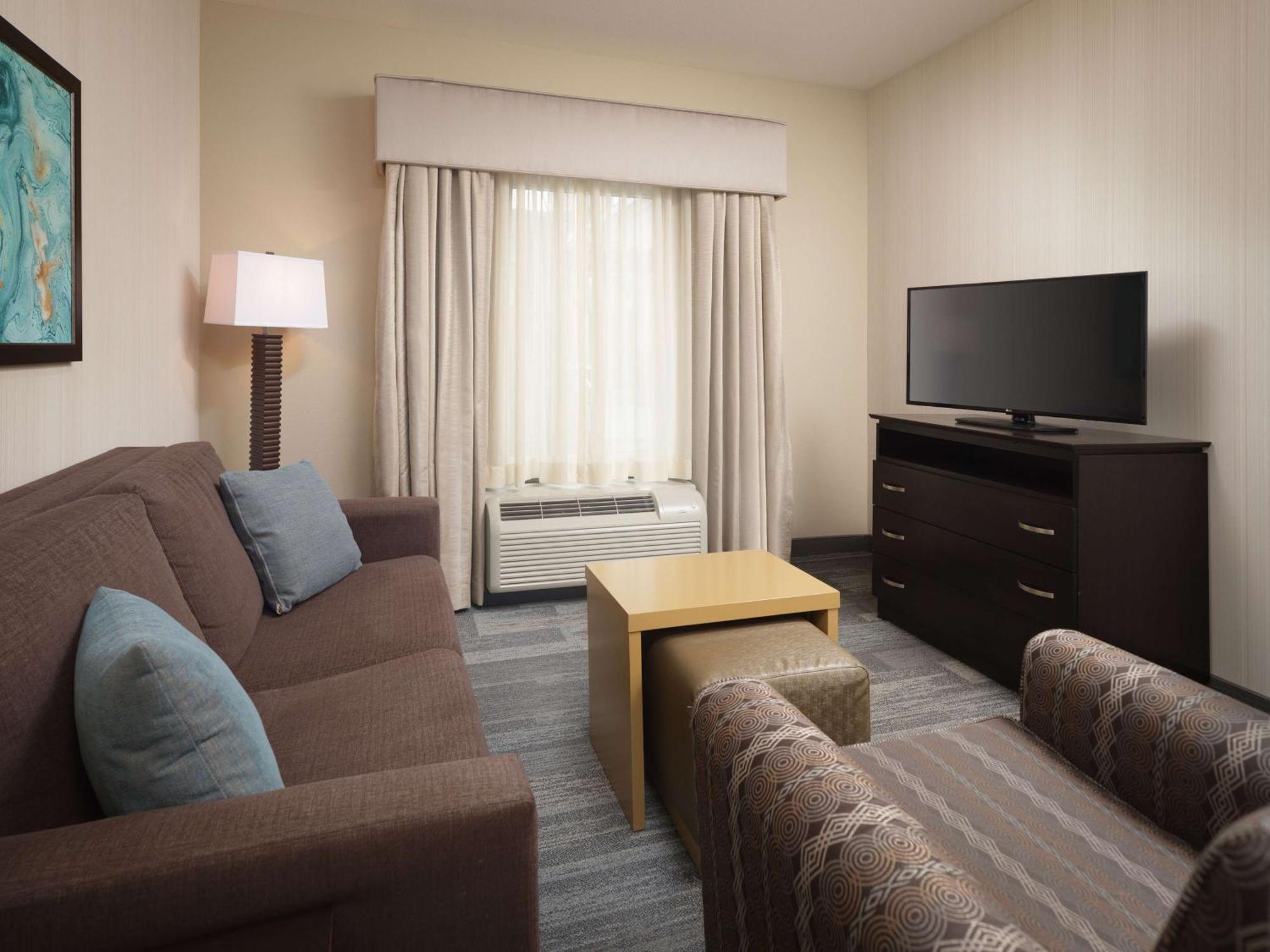 โฮมวูด สวีตส์ บาย ฮิลตัน แอตแลนตา นอร์ธเวสต์ เคนเนซอร์ Hotel ภายนอก รูปภาพ