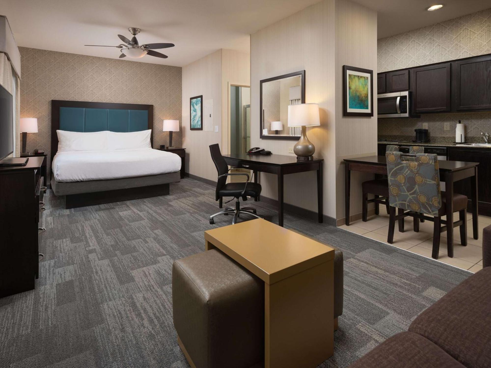 โฮมวูด สวีตส์ บาย ฮิลตัน แอตแลนตา นอร์ธเวสต์ เคนเนซอร์ Hotel ภายนอก รูปภาพ